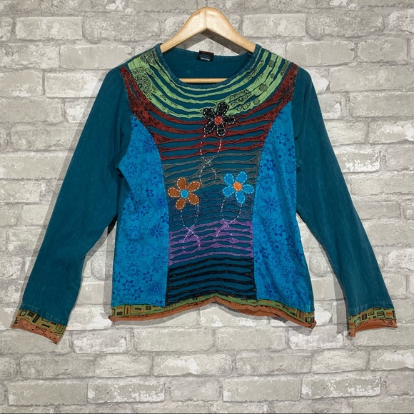 Hand Crafted in Nepal Women's Large Textured Bohemian Long Sleeve Top. Floral - Picture 2 of 7